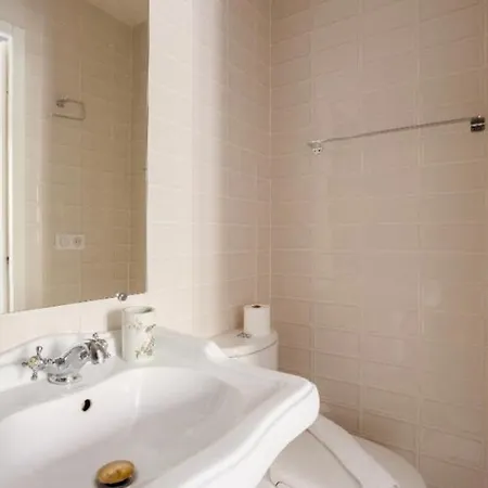 6 Montparnasse St Germain *