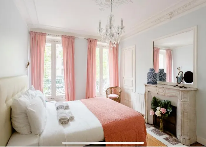 Appartement 6 - St Germain & Montparnasse Aldaro